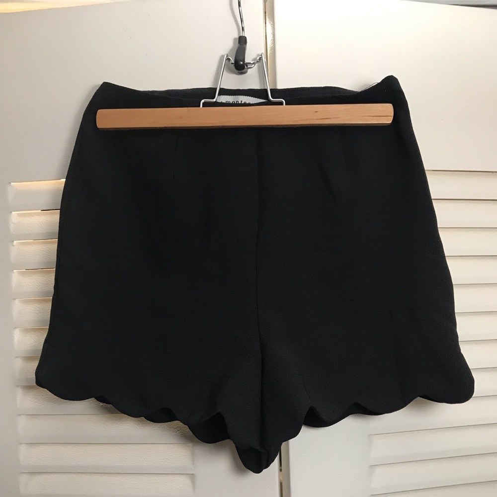 High waisted scalloped shorts